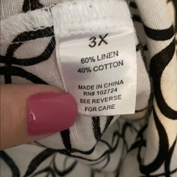 Nice Black and White Harve Benard Blouse - Picture 7 of 7